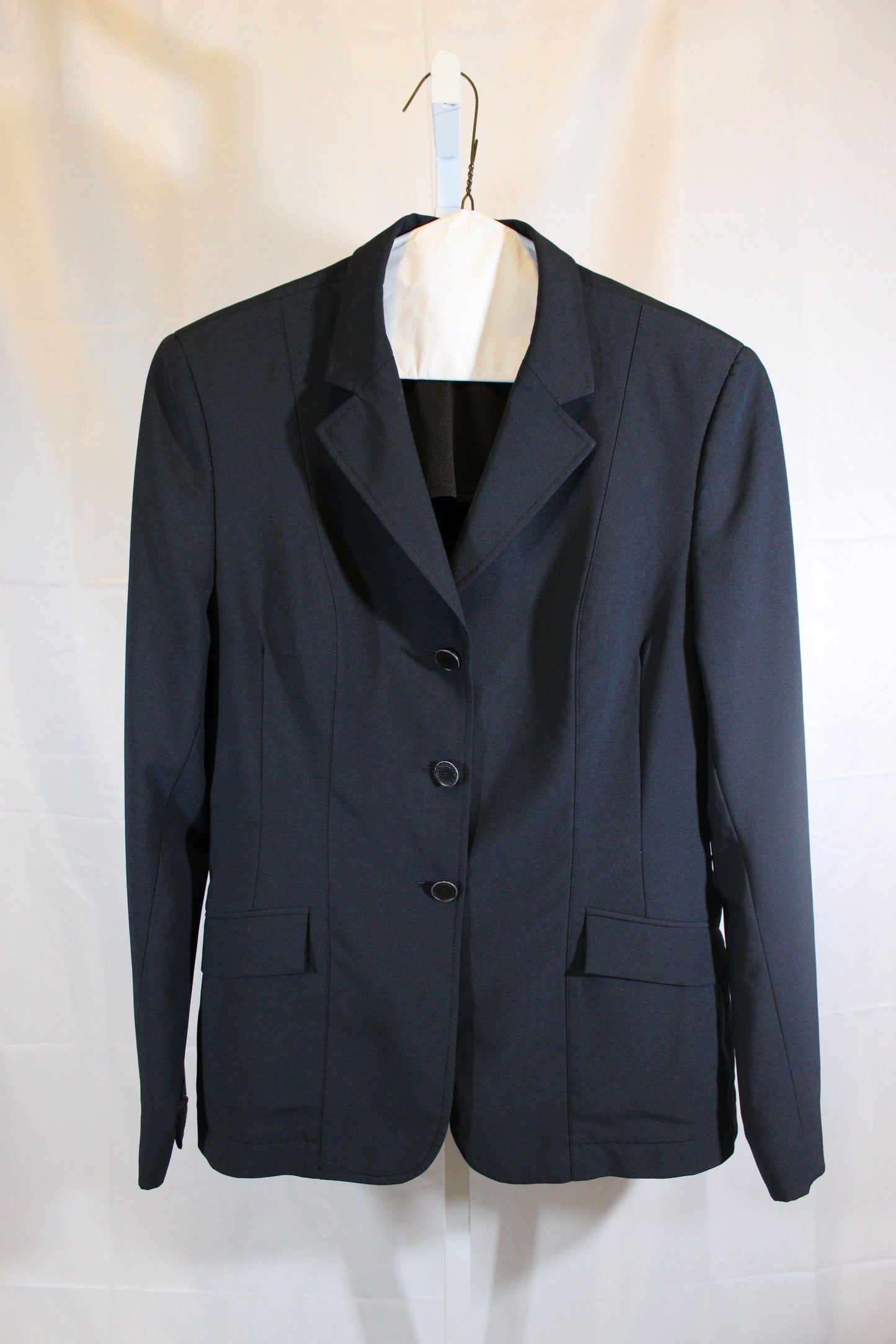 RJ Classics Show Coat- 110A - Well Loved EQ