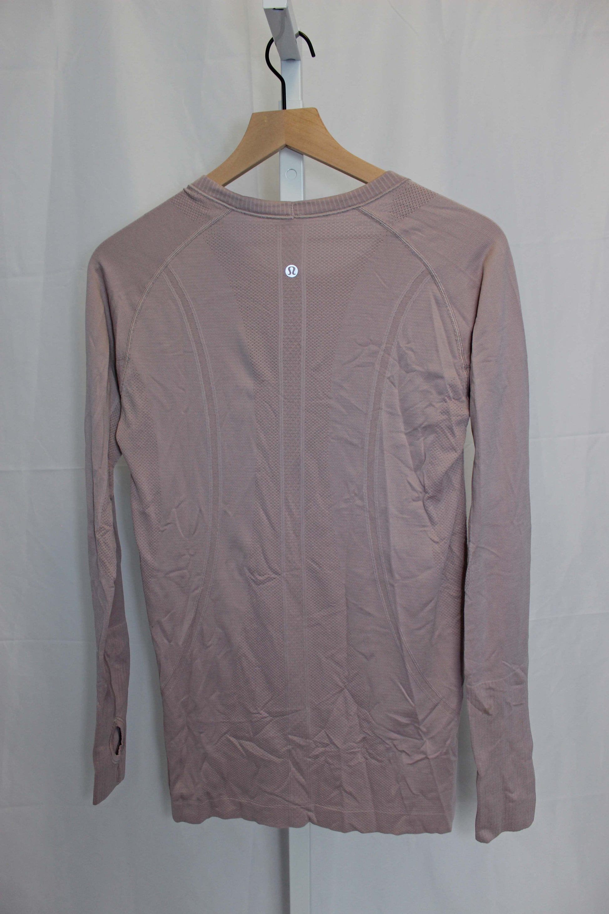 Lululemon Swiftly Top in Size 10- 97A - Well Loved EQ